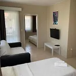 Marigold Hostal