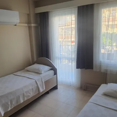 Hostal Marigold