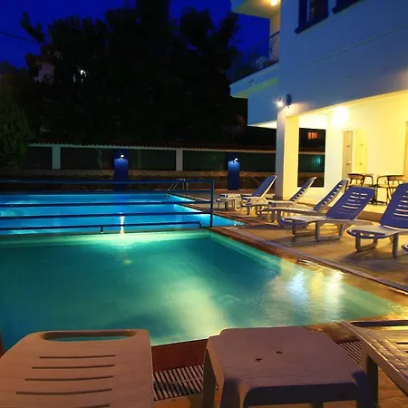 Marigold بيت شباب